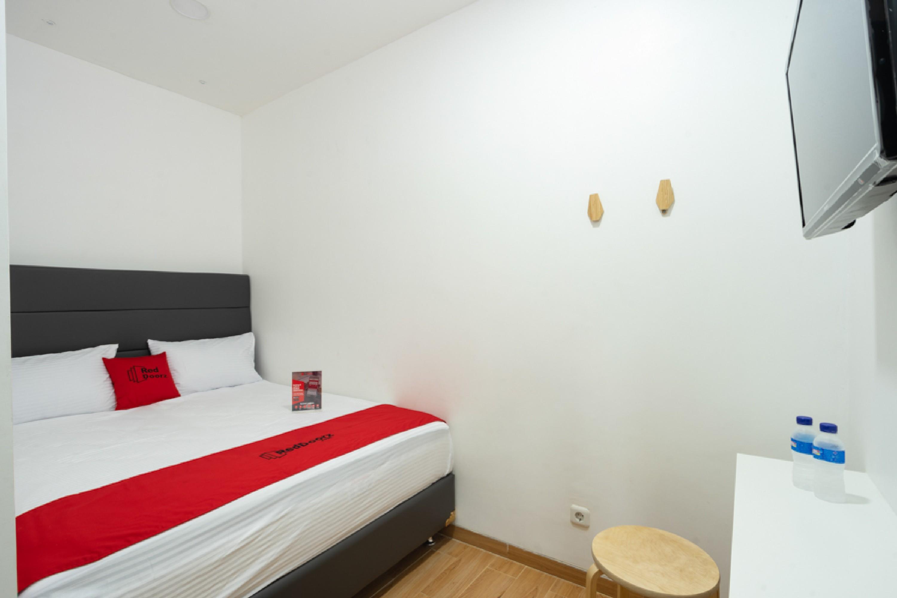 Reddoorz Plus @ Danau Sunter Utara Jakarta Exterior photo
